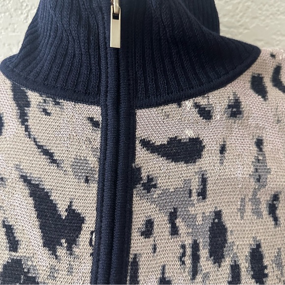 St John Mock Neck Zip up Sweater Jacket size large - Picture 3 of 9